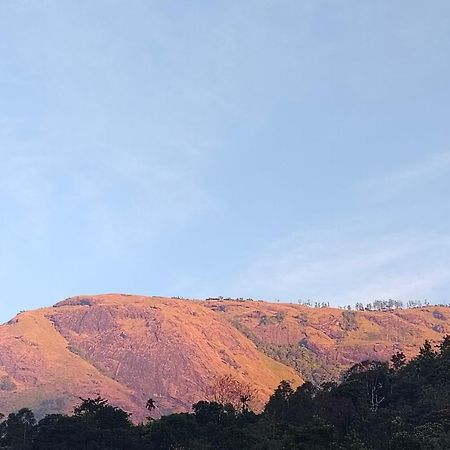 Asprin Homestay Munnar Exteriör bild