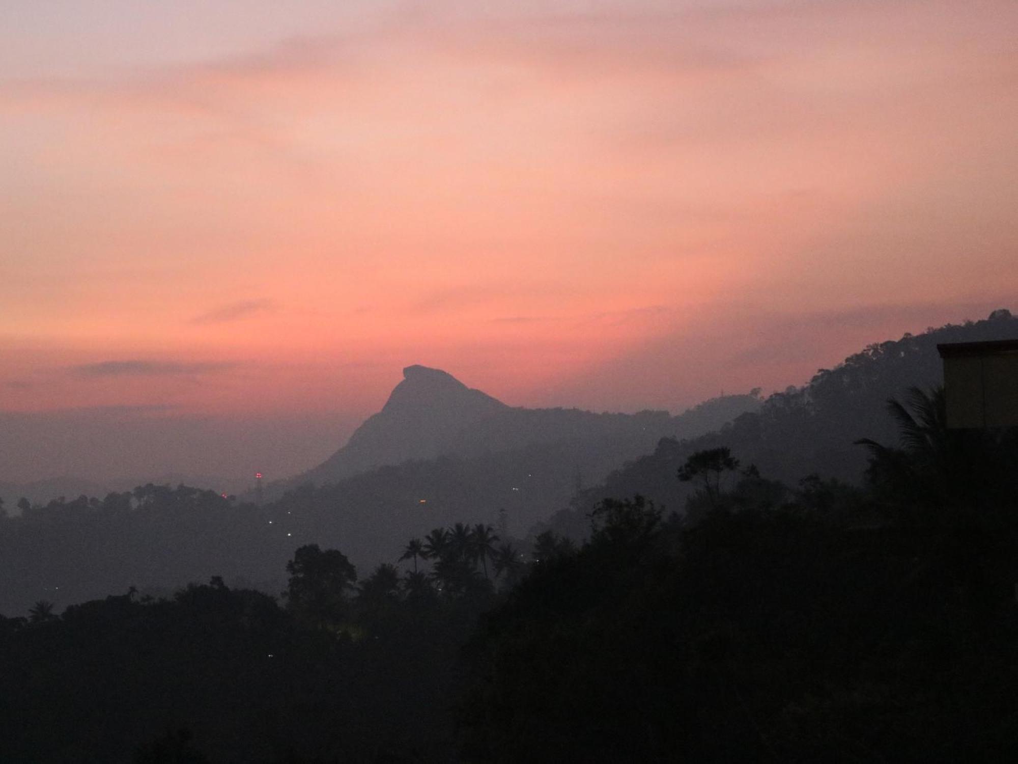 Asprin Homestay Munnar Exteriör bild
